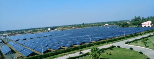 100 mWP - công viên năng lượng mặt trời